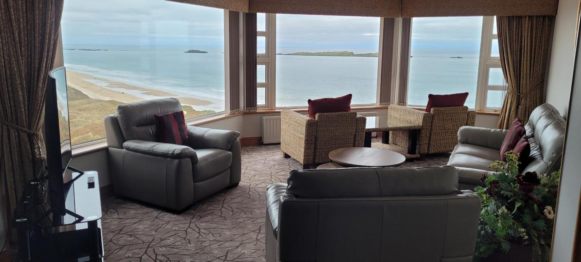 Royal Court Hotel Portrush Extérieur photo