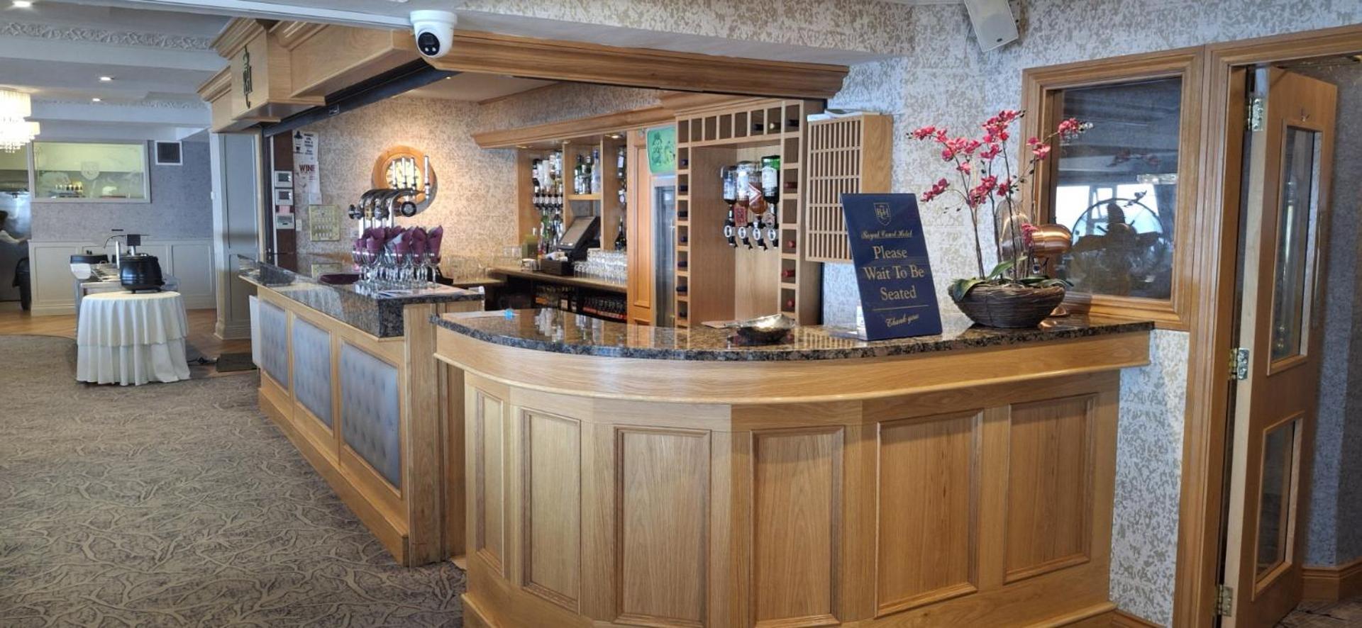 Royal Court Hotel Portrush Extérieur photo