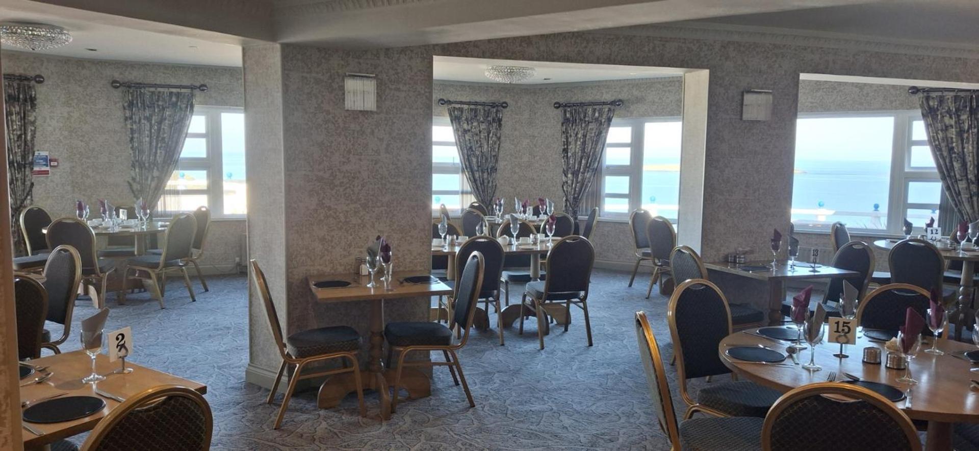 Royal Court Hotel Portrush Extérieur photo