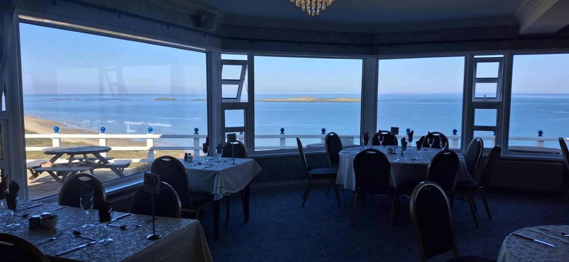 Royal Court Hotel Portrush Extérieur photo