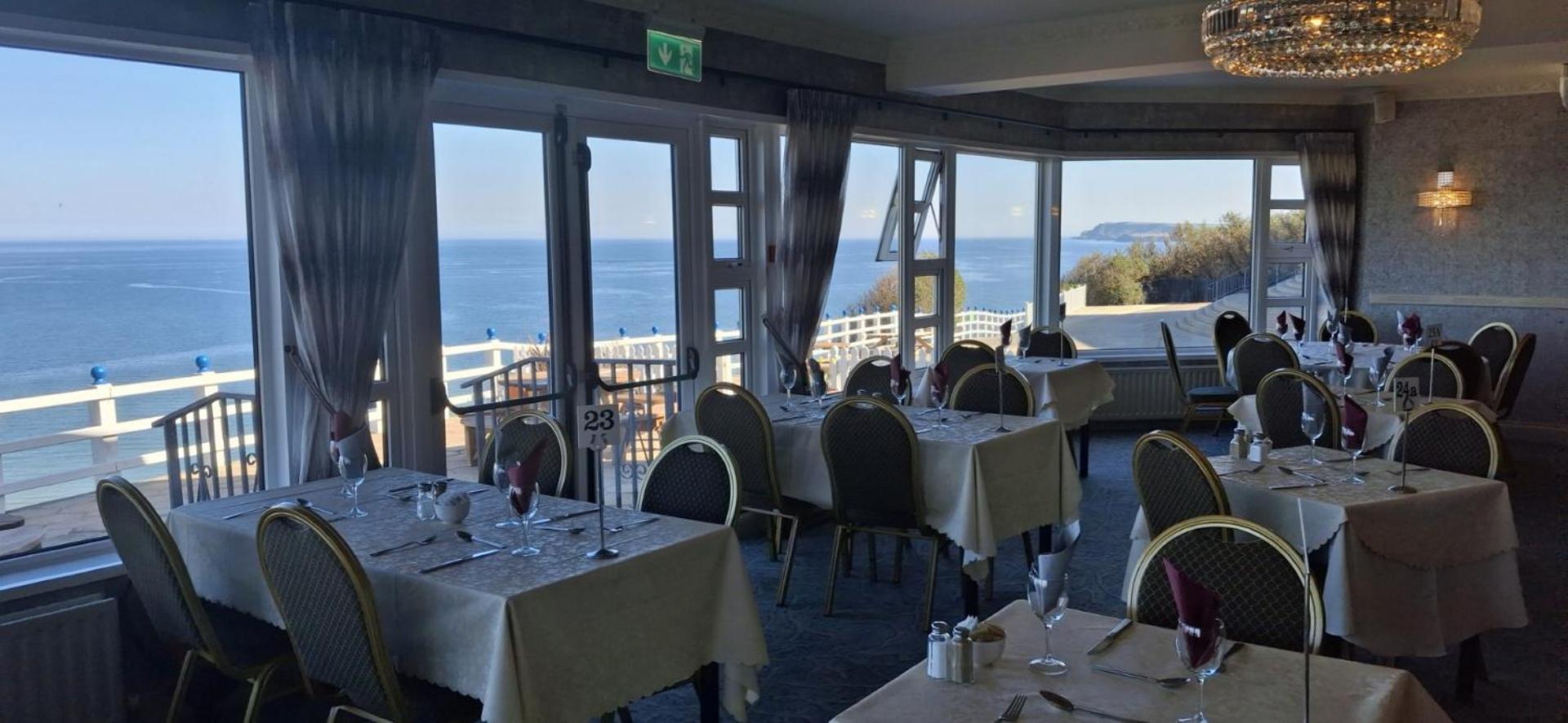 Royal Court Hotel Portrush Extérieur photo