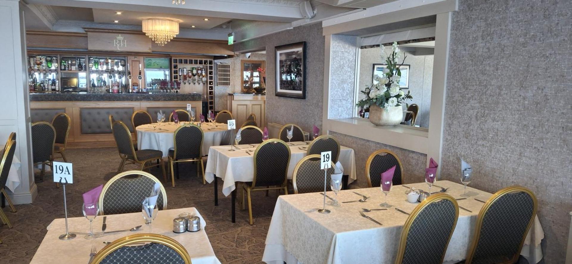 Royal Court Hotel Portrush Extérieur photo