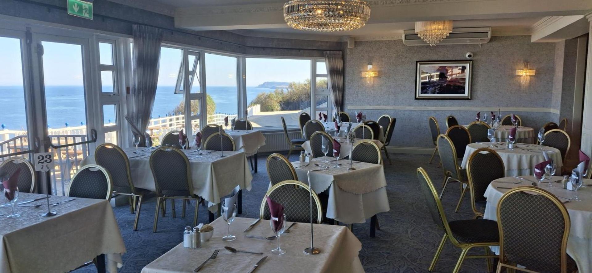 Royal Court Hotel Portrush Extérieur photo