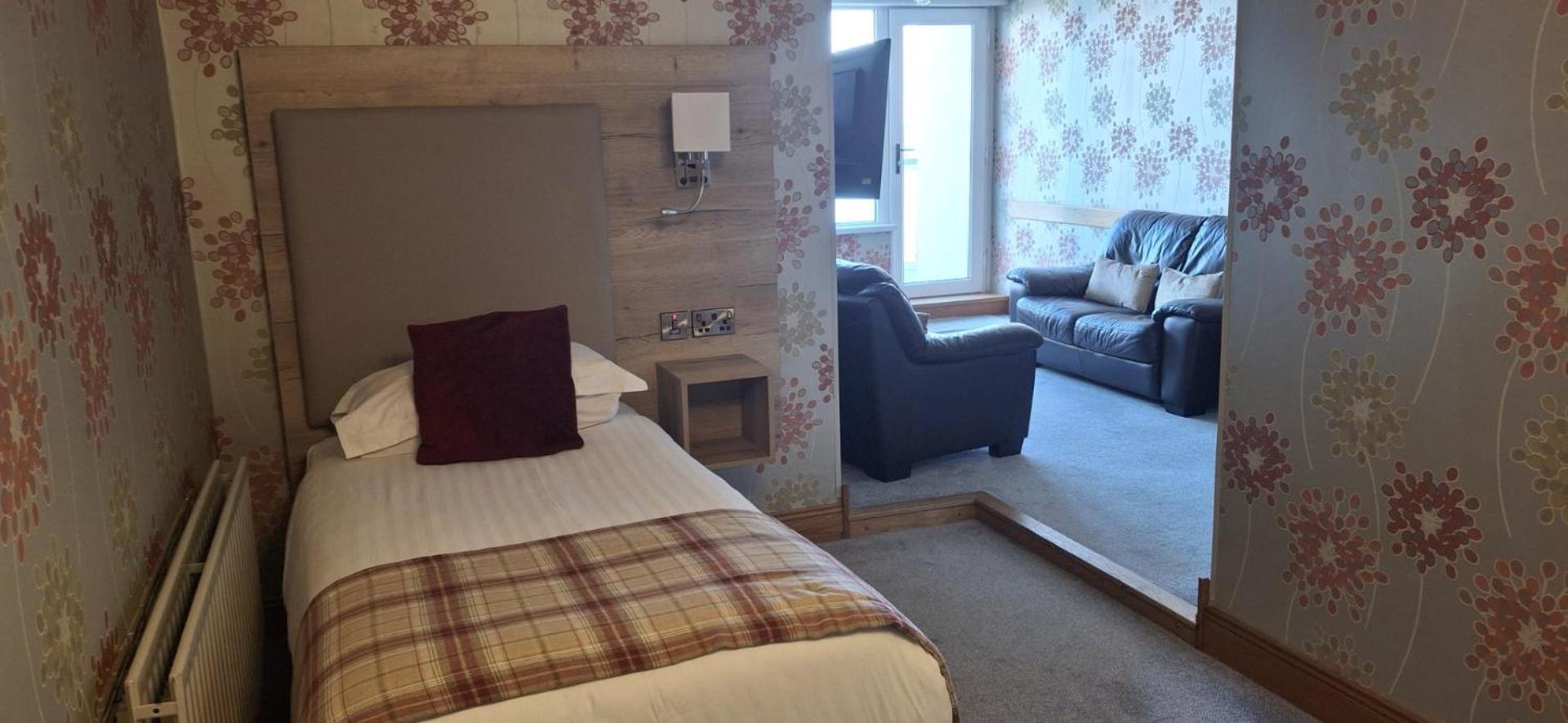 Royal Court Hotel Portrush Extérieur photo