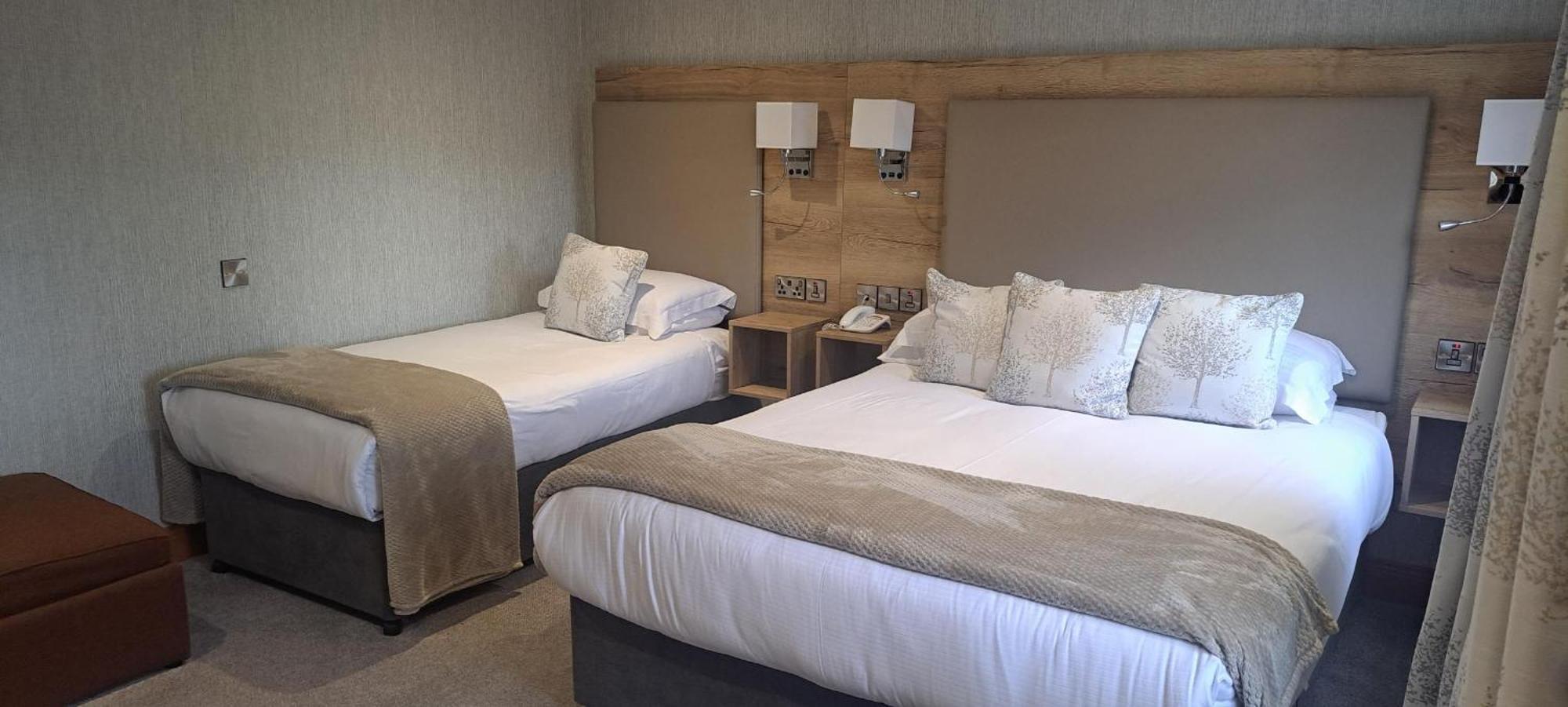 Royal Court Hotel Portrush Extérieur photo