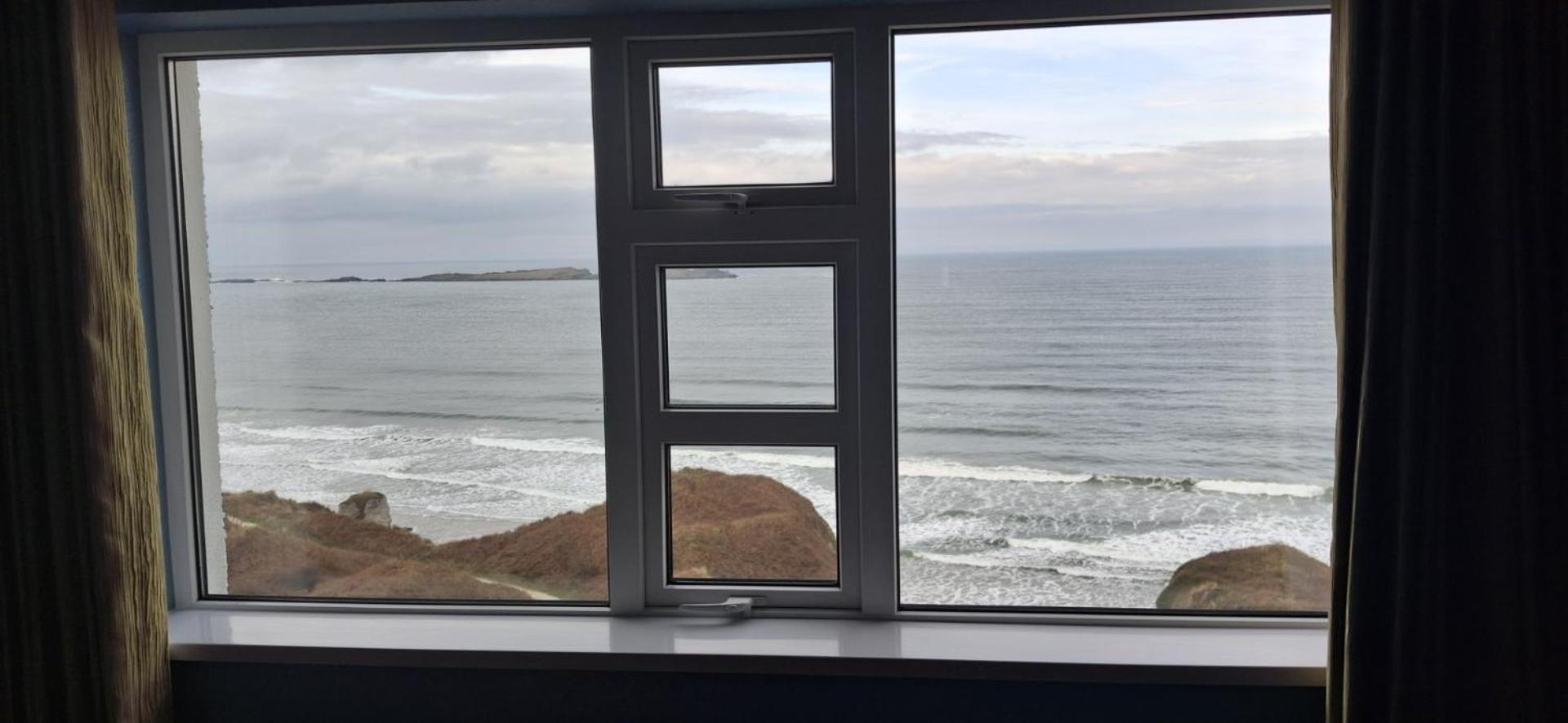 Royal Court Hotel Portrush Extérieur photo