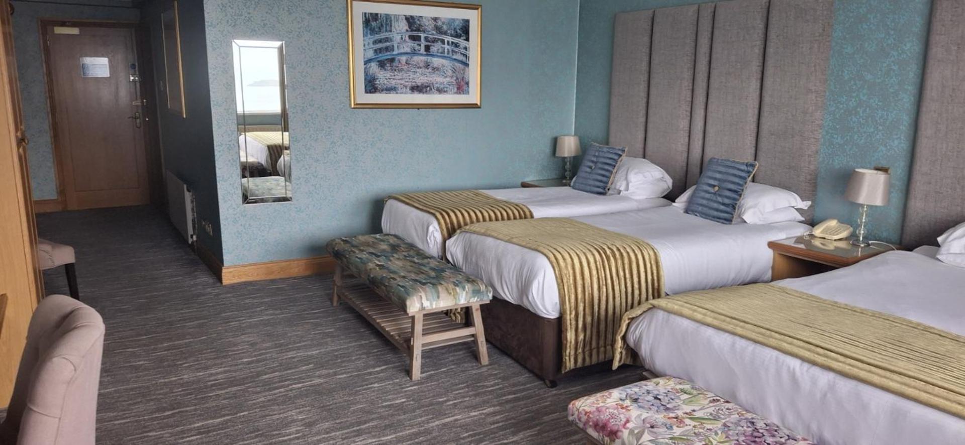 Royal Court Hotel Portrush Extérieur photo